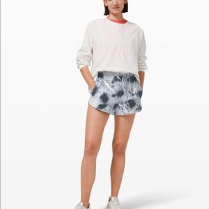 Lululemon Inner Glow Tie Dye Navy size 6-NWOT